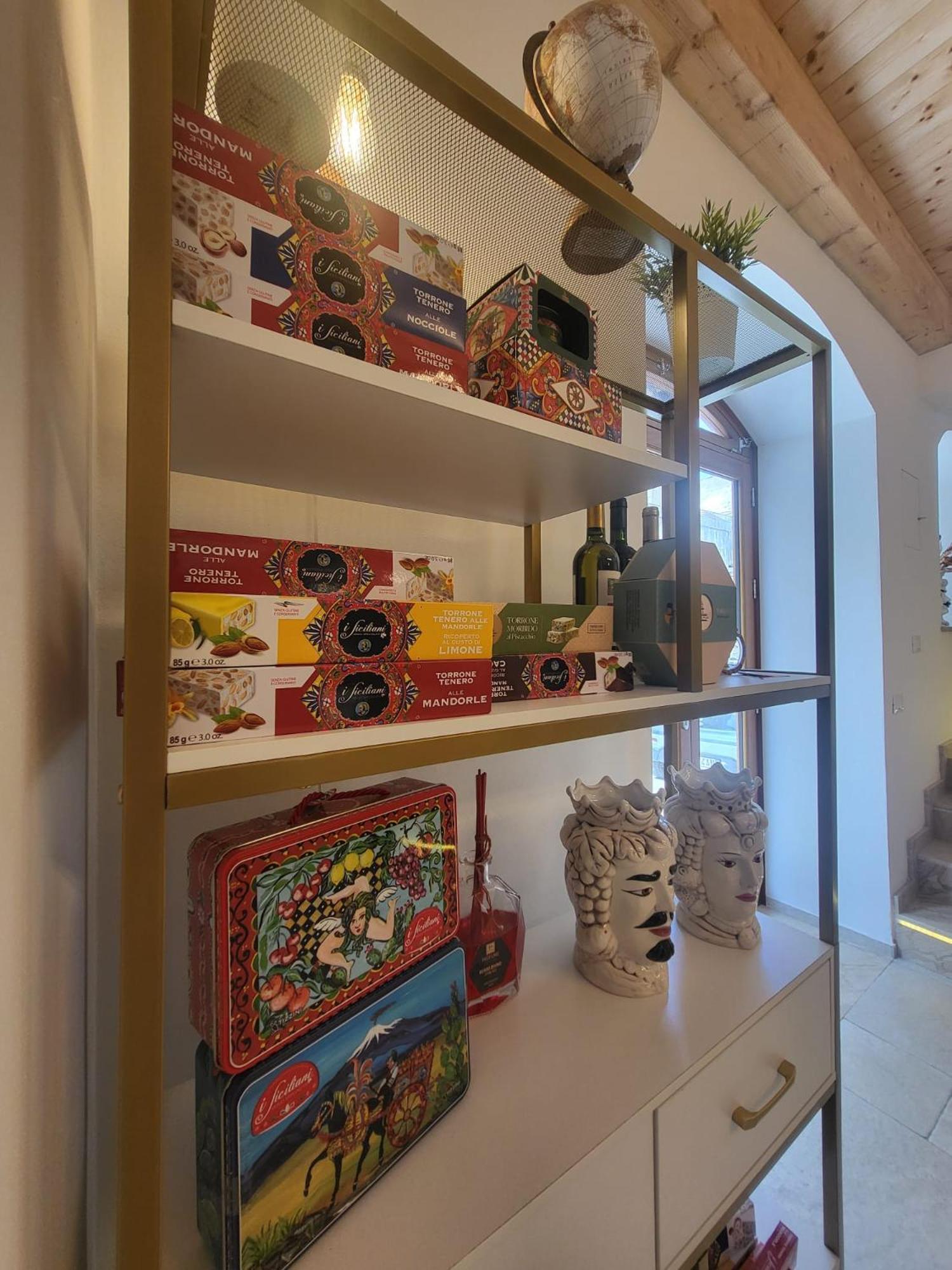 Atrium Bed and Breakfast Castellammare del Golfo Exteriör bild